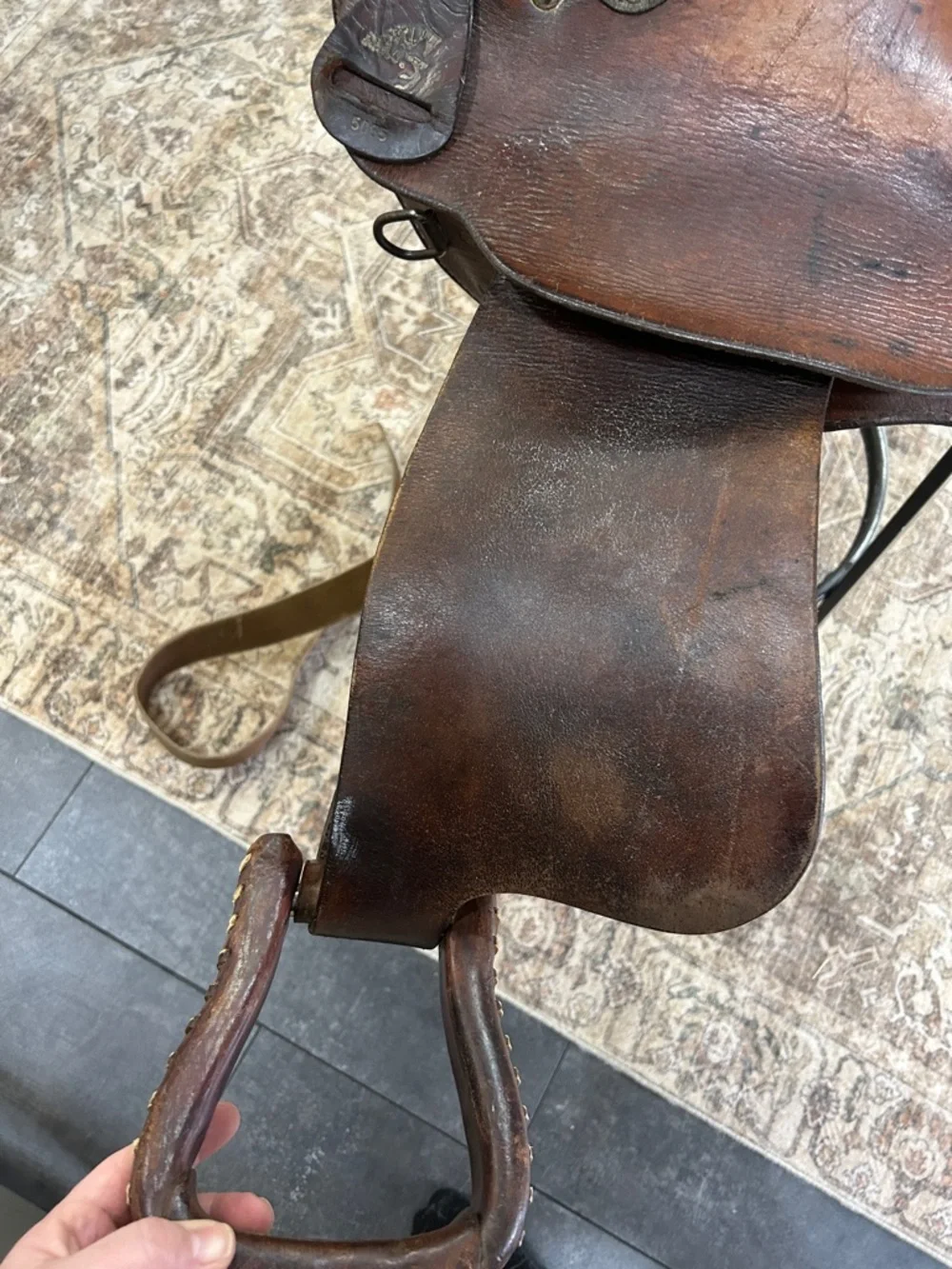 Vintage Youth Western Leather Saddle. 14” Seat. - Picture 11 of 16